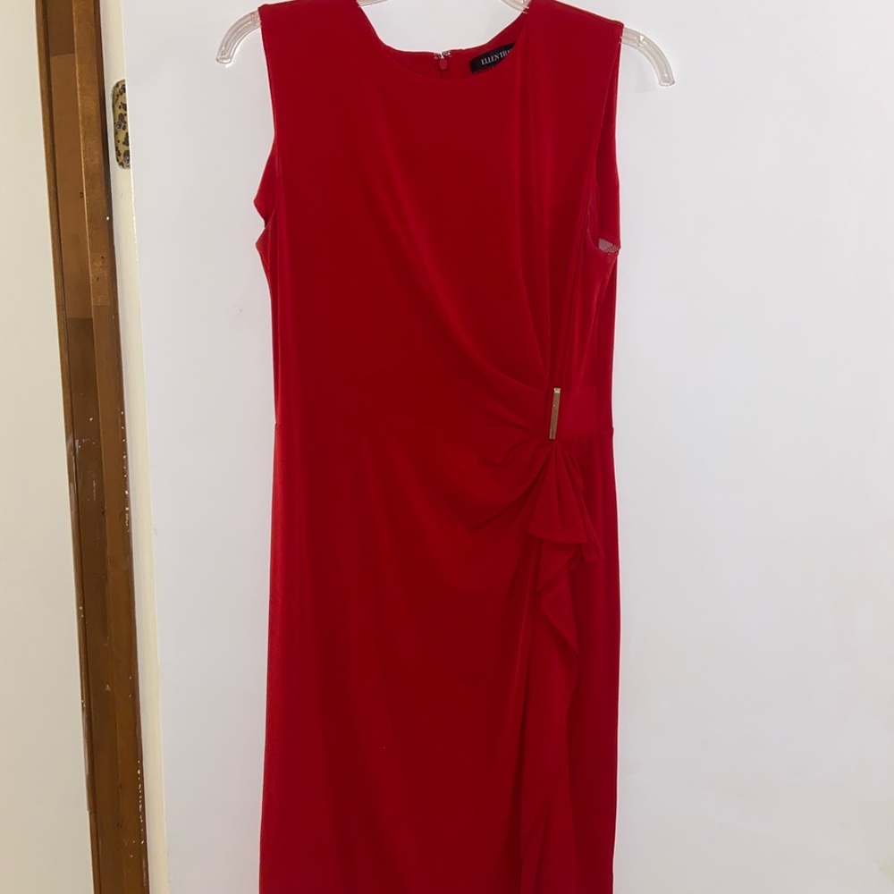 Sz 6 solid red with gold accent piece Ellen Tracy dress